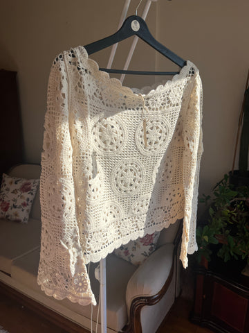 Boho Style Crochet Blouse with Flared Sleeves and Ethnic Patterns – Open Beige Top