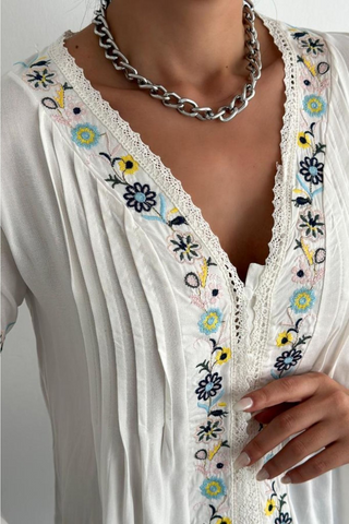 Lace Detailed Balloon Sleeve Floral Embroidered Shirt