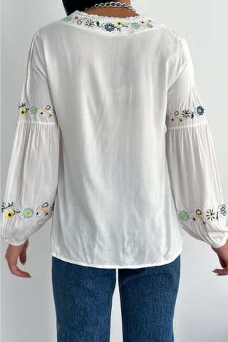 Lace Detailed Balloon Sleeve Floral Embroidered Shirt