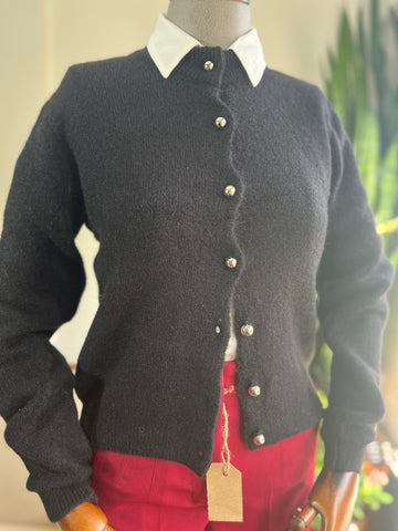 Chic Button Detailed Crew Neck Cardigan – Stylish, Comfortable, and Versatile Knitwear for Women