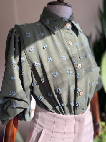 Women's Polka Dot Shirt with Wooden Button Detail – Casual Long Sleeve Blouse