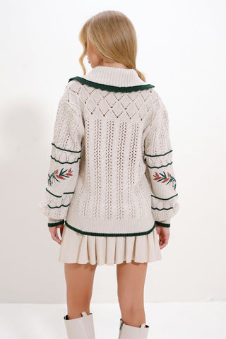 Christmas-Themed Khaki Striped Sweater – Floral Patterned, Collared, Warm Winter Style with Hair Knitting Detail